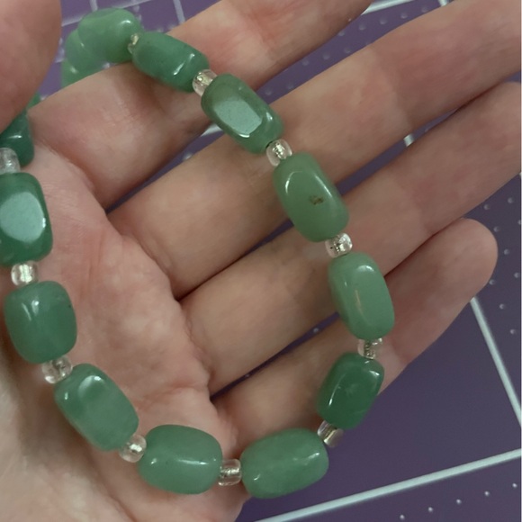 Green square beaded Aventurine crystal stone  necklace - Picture 2 of 5